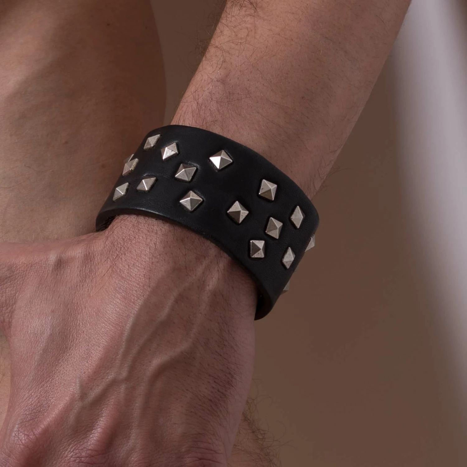 Bracelet Quriose Studboy BR02KAM 1 Bracelet Quriose Studboy BR02KAM